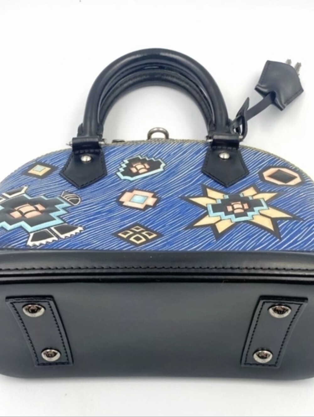 LOUIS VUITTON Epi Azteque Alma BB in Denim Light - Picture 8 of 14